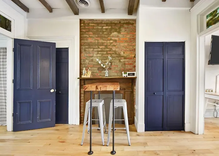 Apartment Classy Vintage Minutes To Downtown & Stadiums *